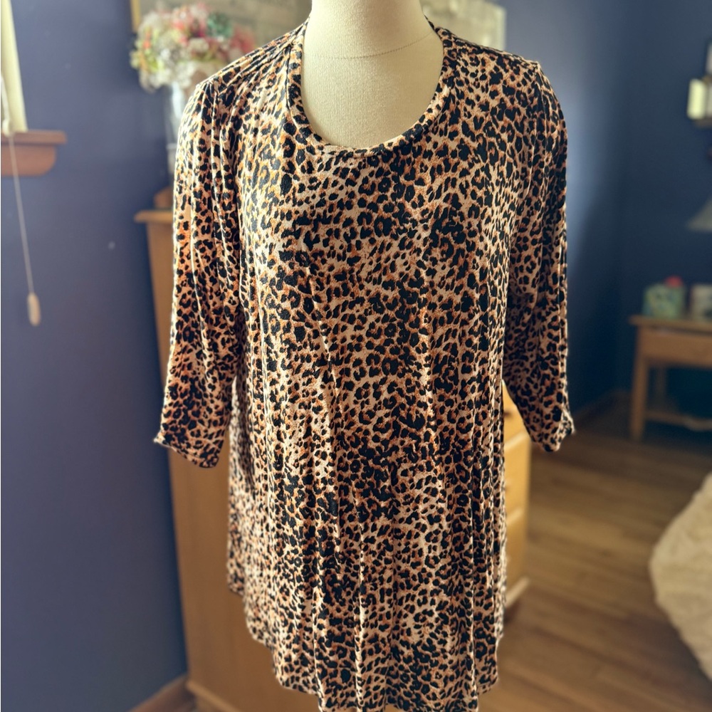 Jessica London Leopard Print Women's Top size 14/16 3/4 sleeves
